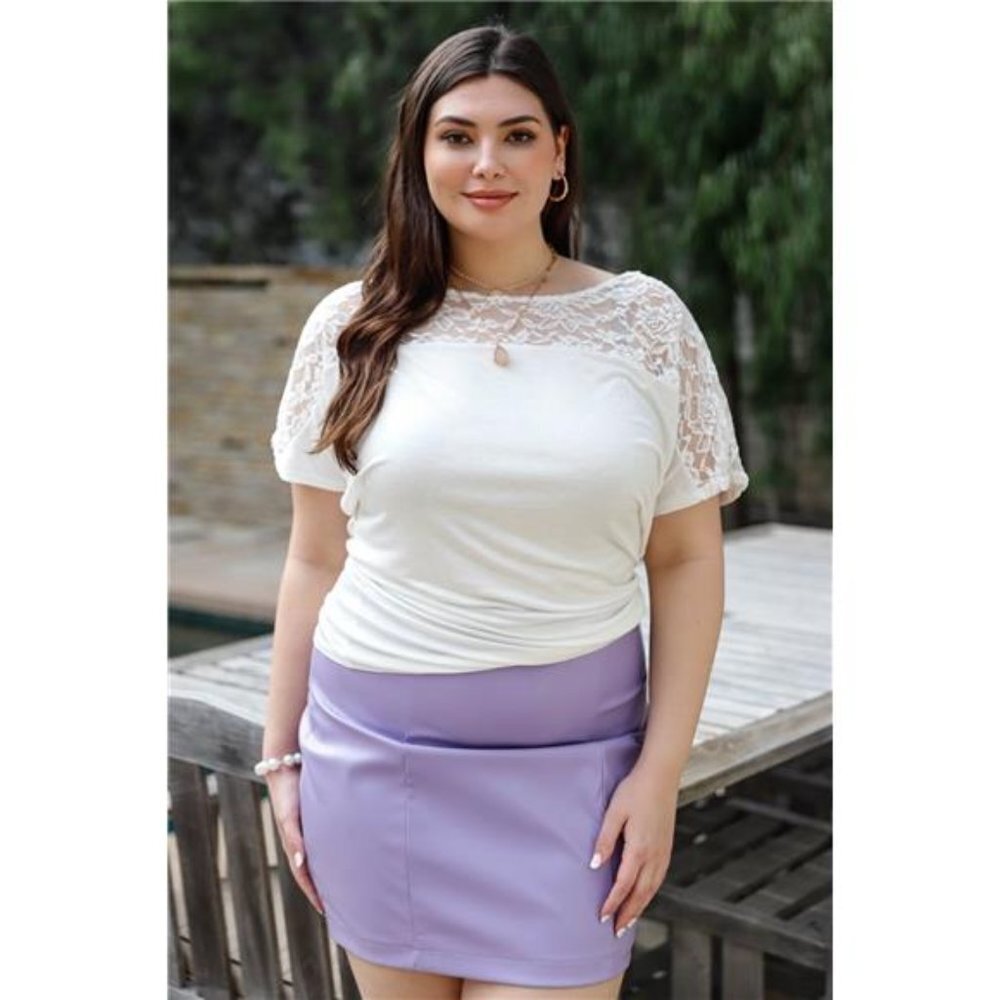 Elegant Women's Ivory Lace Detail Short Sleeve Round Neckline Top